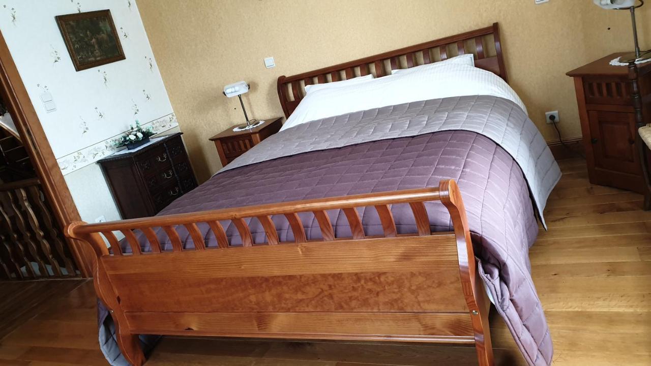 Le Prangeleux Bed & Breakfast Tenneville ภายนอก รูปภาพ